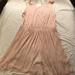 Peachy pink sleeveless dress